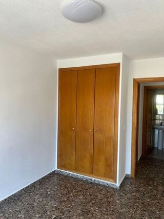Piso en alquiler en Benicalap en Valencia