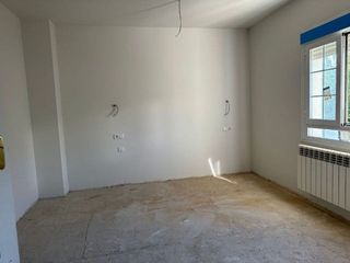 Casa adosada en venta en Renfe - Bulevar 1º y 2º Fase en Jaén