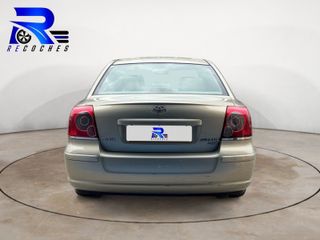 Toyota Avensis 2.2 D4D Sol