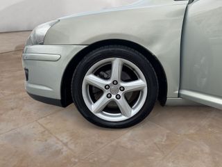 Toyota Avensis 2.2 D4D Sol