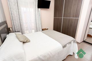 Casa adosada en venta en La Granja-La Colina-Los Pastores en Algeciras