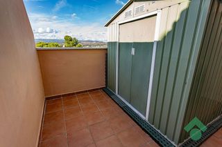 Casa adosada en venta en La Granja-La Colina-Los Pastores en Algeciras