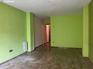 Oficina en alquiler en Pajaritos - Plaza de Toros en Granada