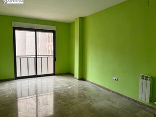 Oficina en alquiler en Pajaritos - Plaza de Toros en Granada