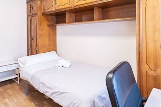 Piso en alquiler en Ermitagaña - Mendebaldea en Pamplona