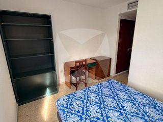 Piso en alquiler en Huerta Rosales - Valdepasillas en Badajoz