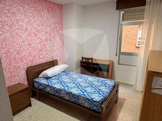 Piso en alquiler en Huerta Rosales - Valdepasillas en Badajoz