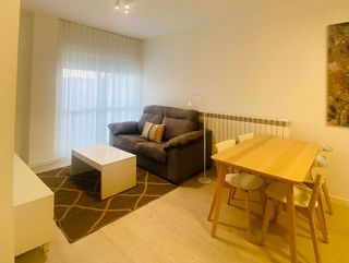 Piso en alquiler en Lardero