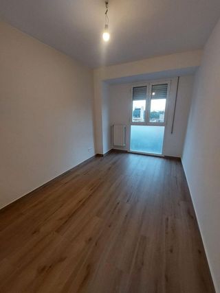 Piso en alquiler en Romareda en Zaragoza