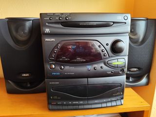 Cadena Philips FW 332 con 2 altavoces