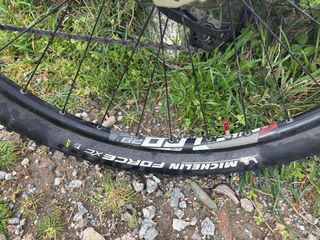 Bicicleta de montaña BH roja talla M