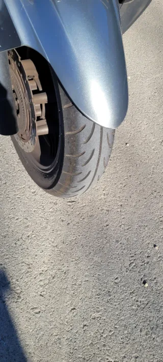 Vendo moto clycom de 300 gran dym 616761244