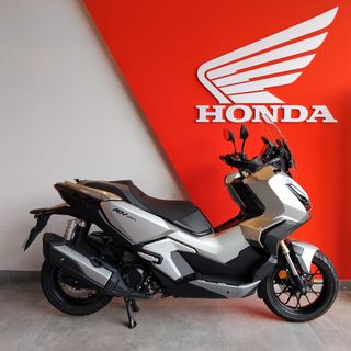 Honda Adv 350