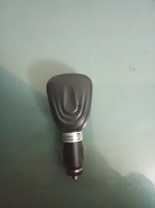 Cargador Batería Coche