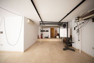 Local comercial en venta en Yecla