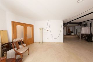 Local comercial en venta en Yecla