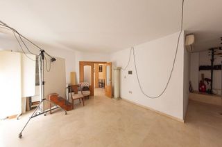 Local comercial en venta en Yecla