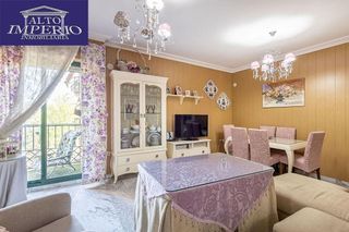 Piso en venta en Cervantes en Granada