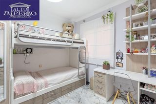 Piso en venta en Cervantes en Granada