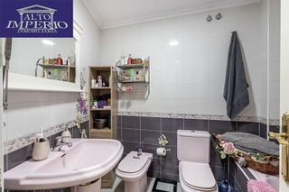 Piso en venta en Cervantes en Granada