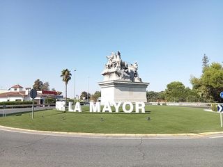 Edificio en venta en Sanlúcar la Mayor