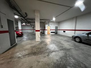 Garaje en venta en Parque de la Bombilla-Pla de Rascanya en Llíria