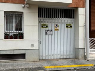 Garaje en venta en Parque de la Bombilla-Pla de Rascanya en Llíria