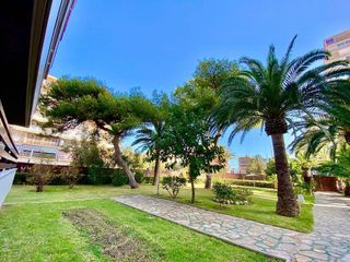 Piso en venta en Playa de San Juan en Alicante