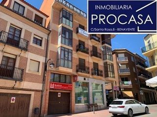 Garaje en venta en Benavente