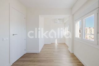 Piso en venta en Parque Ayala - Jardín de la Abadía - Huelín en Málaga