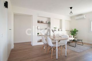 Piso en venta en Parque Ayala - Jardín de la Abadía - Huelín en Málaga