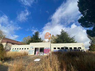 Local comercial en venta en Villaquilambre