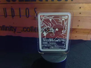 Lámpara LED Pikachu V Carta Pokémon