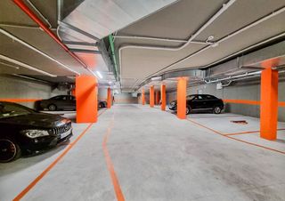 Garaje en venta en Torrequebrada en Benalmádena