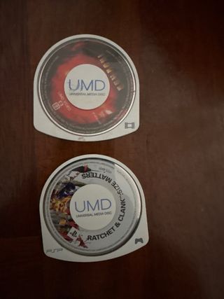 3 PSP + 2 Fotocamere + 4 Giochi + Film