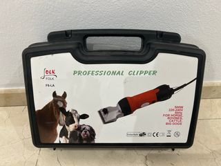 Esquiladora Folk FL8B 500W + Accesorios. semi nuev