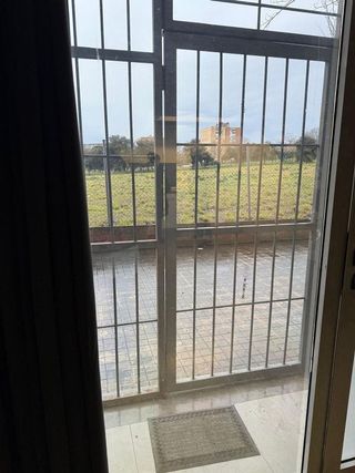 Local comercial en alquiler en Montigalà -Sant Crist en Badalona