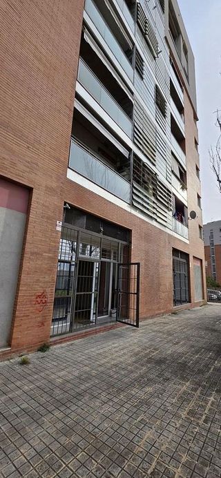 Local comercial en alquiler en Montigalà -Sant Crist en Badalona