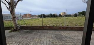 Local comercial en alquiler en Montigalà -Sant Crist en Badalona