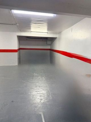 Garaje en venta en Gavarra en Cornellà de Llobregat