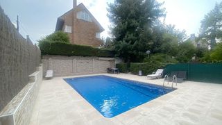 Casa pareada en alquiler en Zona Estación en Pozuelo de Alarcón