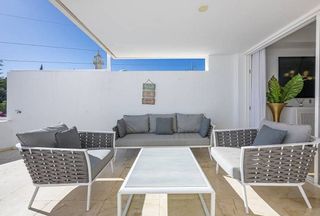 Casa adosada en alquiler en Lomas de Marbella Club - Puente Romano en Marbella