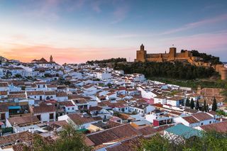 Casa adosada en venta en Zona de Cueva de Menga en Antequera