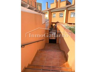 Casa adosada en alquiler en Cotomar - Urbanizaciones en Rincón de la Victoria