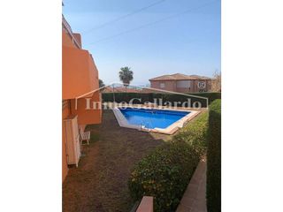 Casa adosada en alquiler en Cotomar - Urbanizaciones en Rincón de la Victoria