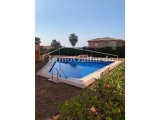 Casa adosada en alquiler en Cotomar - Urbanizaciones en Rincón de la Victoria