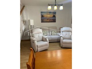 Casa adosada en alquiler en Cotomar - Urbanizaciones en Rincón de la Victoria