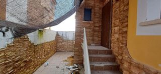 Casa adosada en venta en Talayuela