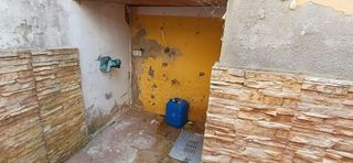 Casa adosada en venta en Talayuela