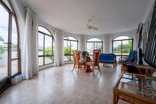 Chalet en venta en La Siesta - El Salado - Torreta en Torrevieja